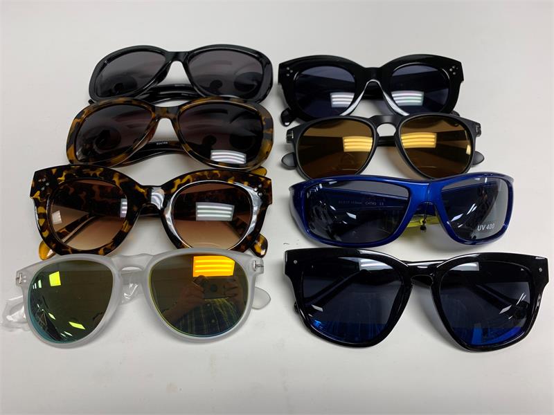 12pcs Premium Leather Eyeglass Straps, Anti-slip Eyeglass Chains Lanyard,  Adjustable Eyewear Retainers, Sport Sunglass Retainer Holder Strap For Men  A